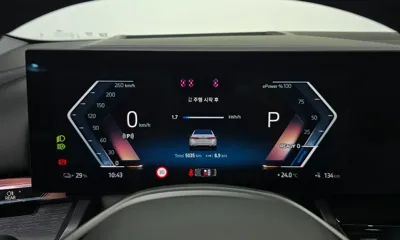 BMW i5 2025, 5035 км, за 44965.21 USD - фото 8