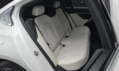 BMW i5 2025, 5035 км, за 44965.21 USD - фото 11