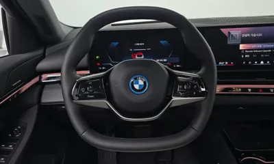 BMW i5 2025, 5035 км, за 44965.21 USD - фото 13