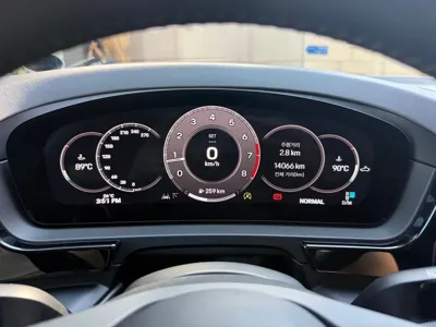 Porsche Cayenne 2024, 14100 км, за 91205.26 USD - фото 8