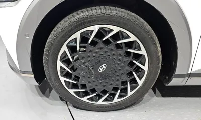 Hyundai Ioniq5 2022, 102504 км, за 19177.01 USD
