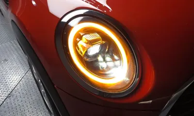 MINI Cooper 2019, 99282 км, за 6761.19 USD - фото 22