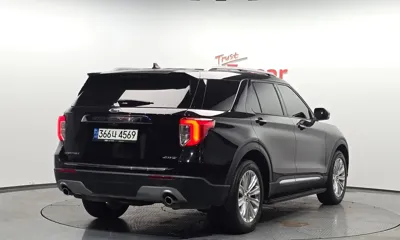 Ford Explorer 2021, 58909 км, за 17557.91 USD