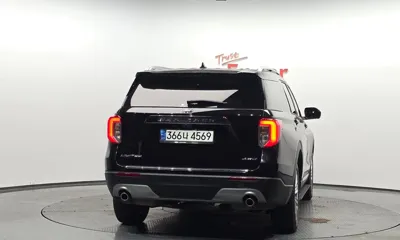 Ford Explorer 2021, 58909 км, за 17557.91 USD