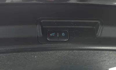 Ford Explorer 2021, 58909 км, за 17557.91 USD - фото 21