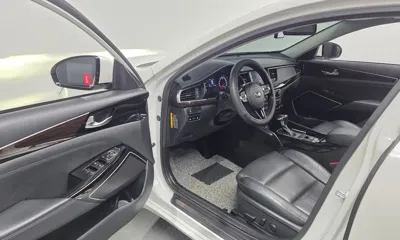 Kia K7 2019, 88813 км, за 9419.49 USD - фото 10