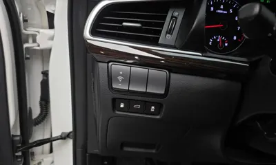 Kia K7 2019, 88813 км, за 9419.49 USD - фото 19