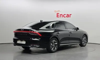 Hyundai Grandeur 2023, 109976 км, за 15562.93 USD