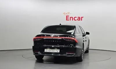 Hyundai Grandeur 2023, 109976 км, за 15562.93 USD