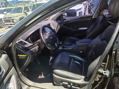 Kia K7 2013, 202846 км, за 2947.35 USD