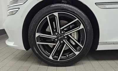 Genesis G80 2026, 9936 км, за 33550.51 USD