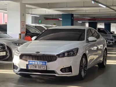 Kia K7 · 2017 год