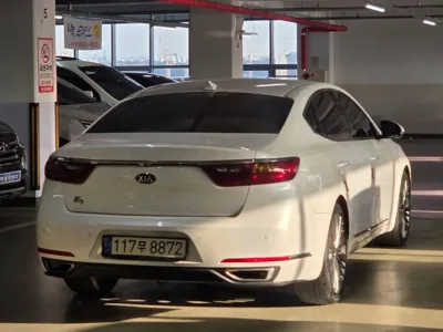 Kia K7 2017, 145900 км, за 6498.62 USD