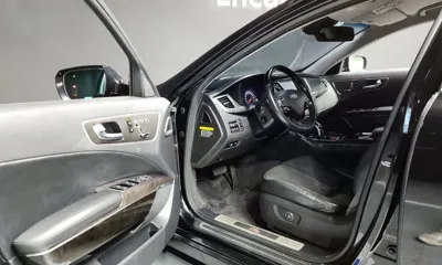 Kia K9 2014, 213058 км, за 4072.52 USD - фото 10