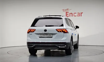 Volkswagen Tiguan 2023, 25673 км, за 20034.15 USD