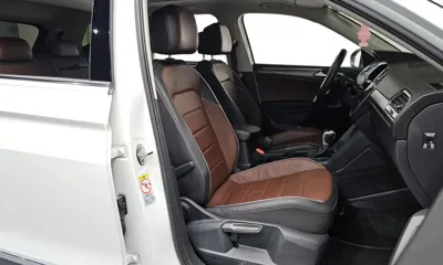 Volkswagen Tiguan 2023, 25673 км, за 20034.15 USD - фото 10