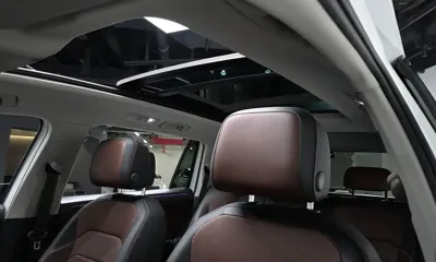 Volkswagen Tiguan 2023, 25673 км, за 20034.15 USD - фото 18