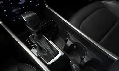 KG_Mobility_Ssangyong Torres 2023, 37282 км, за 14042.59 USD - фото 9