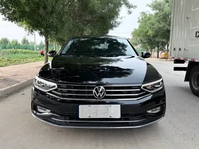 Volkswagen Magotan 2021, 90000 км, за 12822.89 USD