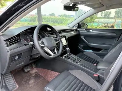 Volkswagen Magotan 2021, 90000 км, за 12822.89 USD
