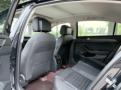 Volkswagen Magotan 2021, 90000 км, за 12822.89 USD