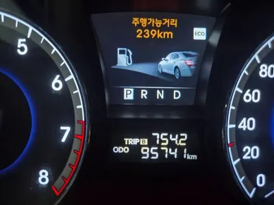 Hyundai Equus 2012, 95000 км, за 3185.33 USD - фото 5