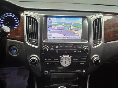 Hyundai Equus 2012, 95000 км, за 3185.33 USD - фото 11