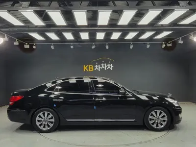 Hyundai Equus 2012, 95000 км, за 3185.33 USD - фото 18