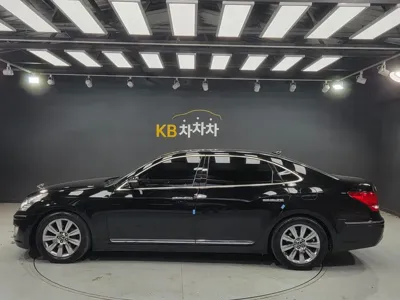 Hyundai Equus 2012, 95000 км, за 3185.33 USD - фото 19