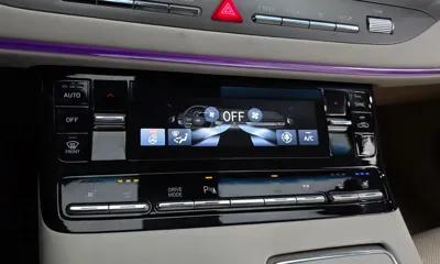 Hyundai Grandeur 2020, 118163 км, за 14443.43 USD - фото 16