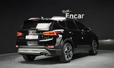 Hyundai Santafe 2019, 95597 км, за 12487.61 USD