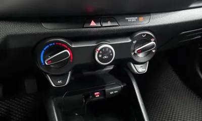 Kia Stonic 2019, 37761 км, за 8794.79 USD - фото 18