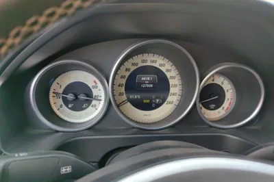 Mercedes-Benz E-Class 2015, 127600 км, за 10754 USD - фото 11