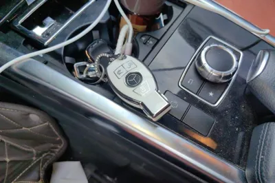 Mercedes-Benz E-Class 2015, 127600 км, за 10754 USD - фото 20