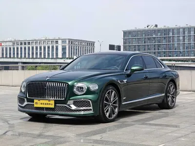 Bentley Flying Spur PHEV · 2022 год