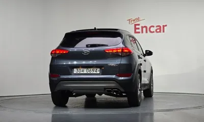 Hyundai Tucson 2016, 31059 км, за 9867.54 USD