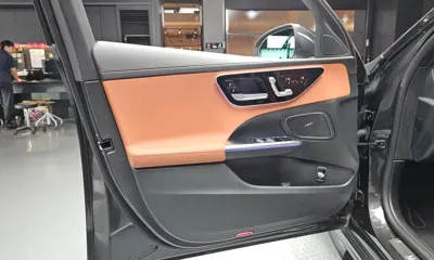 Mercedes-Benz C-Class 2022, 65005 км, за 651459.63 USD - фото 24