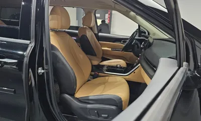 Kia Canival 2023, 31190 км, за 19815 USD - фото 10