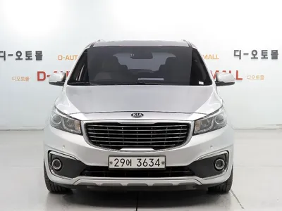 Kia Canival · 2016 год