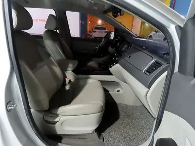 Kia Canival 2016, 240852 км, за 3610.35 USD - фото 8