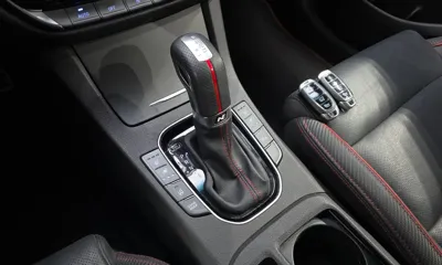 Hyundai i30 2019, 70214 км, за 10076.05 USD - фото 9