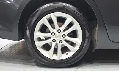 ChevroletGMDaewoo Malibu 2017, 176175 км, за 2953.92 USD