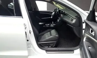 Genesis G70 2021, 41324 км, за 18839.44 USD - фото 26