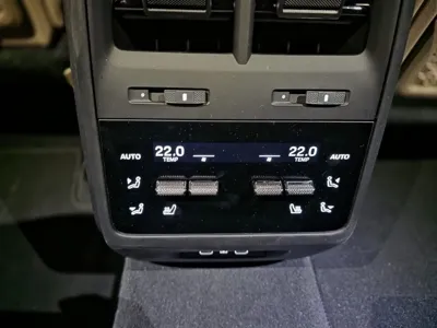 Porsche Macan 2025, 2000 км, за 82677.57 USD - фото 14