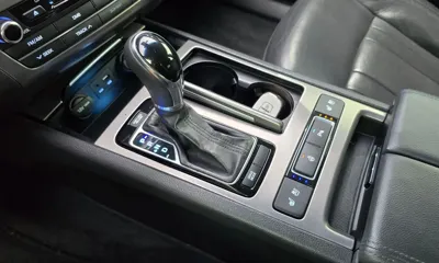 Hyundai Genesis 2015, 133336 км, за 6055.87 USD - фото 9