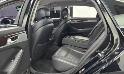 Hyundai Genesis 2015, 133336 км, за 6055.87 USD - фото 12
