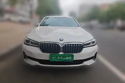 BMW 5 Series 2021, 56900 км, за 38253 USD