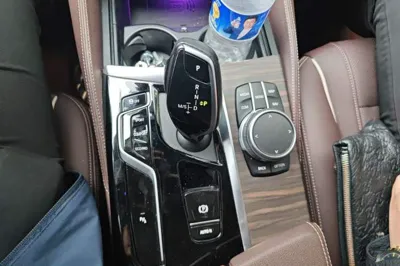BMW 5 Series 2021, 56900 км, за 38253 USD - фото 14