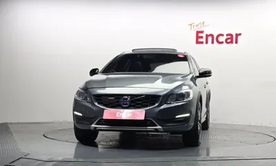 Volvo V60 2018, 170833 км, за 5789.75 USD