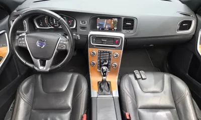 Volvo V60 2018, 170833 км, за 5785.61 USD - фото 7